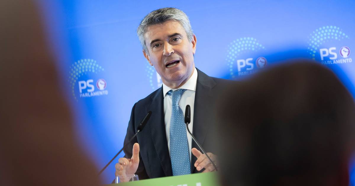 Exames: Carneiro sugere prolongamento do prazo de candidatura ao Ensino Superior e mais dias para 2ª fase