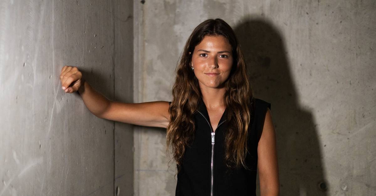 Latte: “Ia cantar uma música com a Carolina Deslandes. Perguntou-me, já no caminho: 'Não preferes abrir o concerto?' Cantei cinco músicas sozinha”