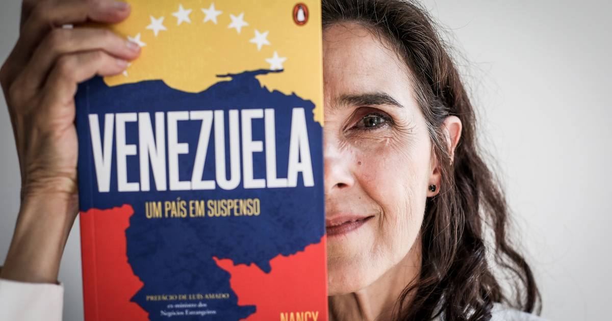 "A Venezuela está numa roda permanente à procura do futuro", desde os tempos do "Estado mágico" até à fragilidade exposta pelos sismos