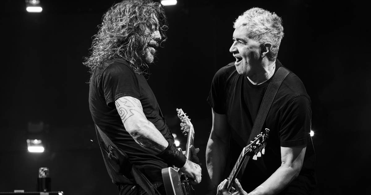 Mais intensos e avassaladores do que nunca: vimos os Foo Fighters em Viena a uma semana do regresso ao NOS Alive