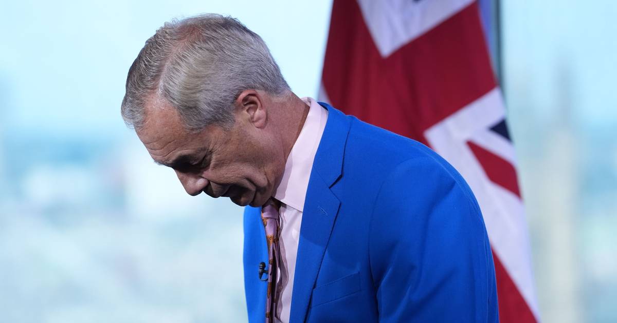 Acossado por doações suspeitas, Nigel Farage demite-se do Parlamento, recandidata-se, e pode interessar-lhe perder