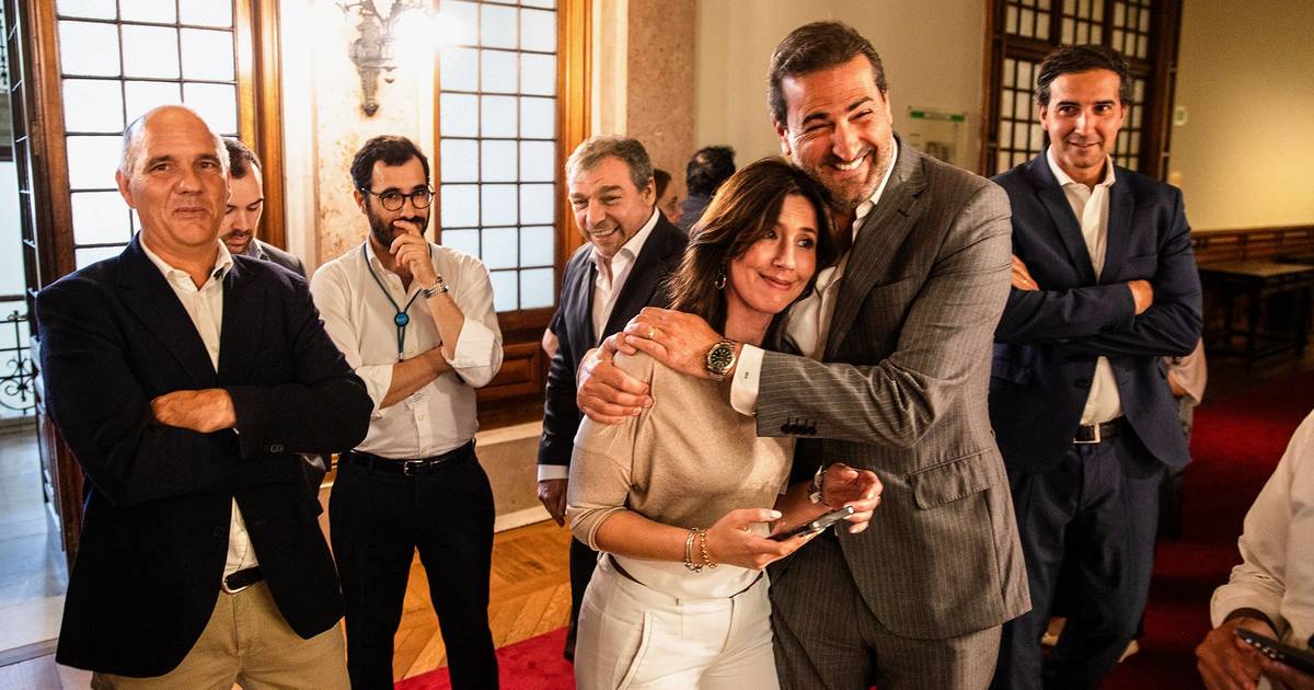 IL quer acelerar reformas em que o Governo "hesita" e "não faz avançar"