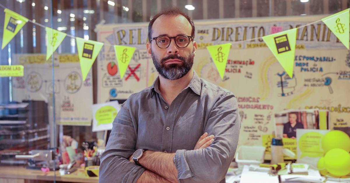 "Ainda podemos evitar o nosso Orbán, ainda podemos evitar o nosso Trump": entrevista ao diretor da Amnistia Internacional em Portugal