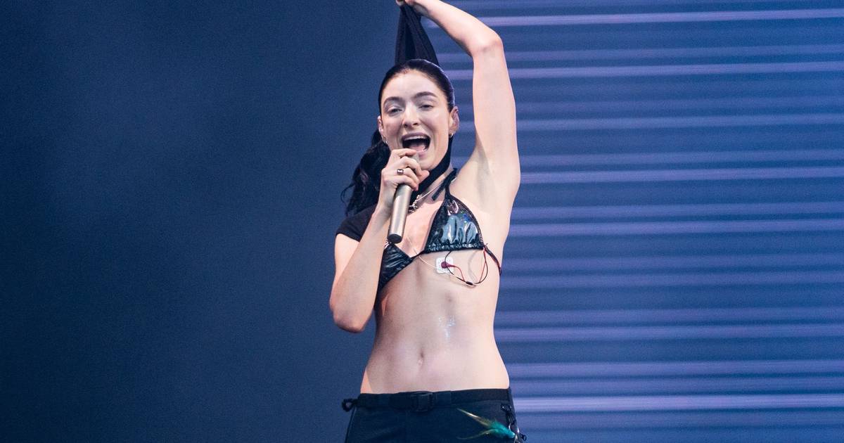 Lorde transformou o NOS Alive numa arena de dança e emoção: "Finjo-me calma, mas estou deslumbrada. Lisboa é um dos meus lugares favoritos"