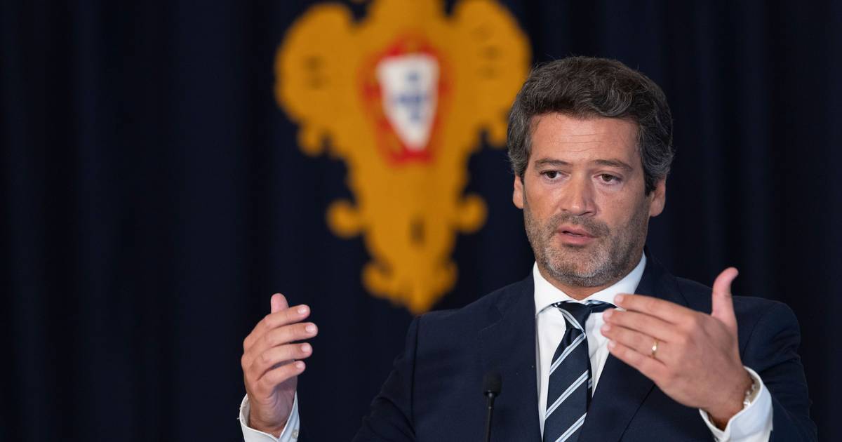Ventura acusa PM de "ter medo" de avaliar Luís Neves e remete para mais tarde reação do partido às polémicas sobre o MAI