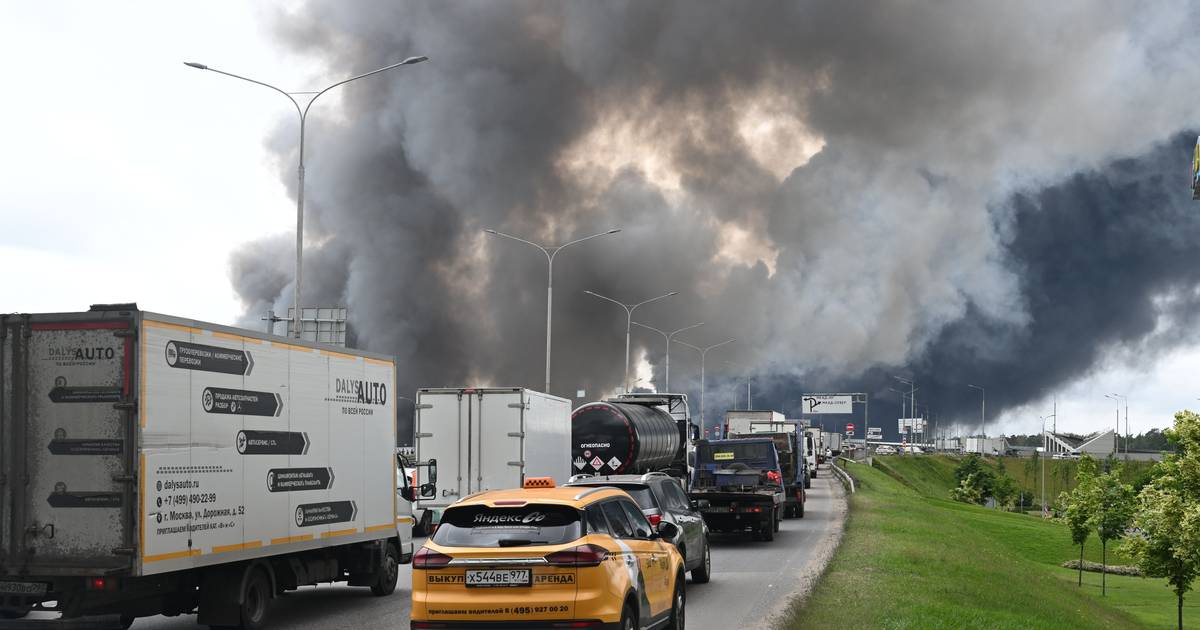 Trump ordina a Zelensky di fermare gli attacchi alle infrastrutture petrolifere della Russia