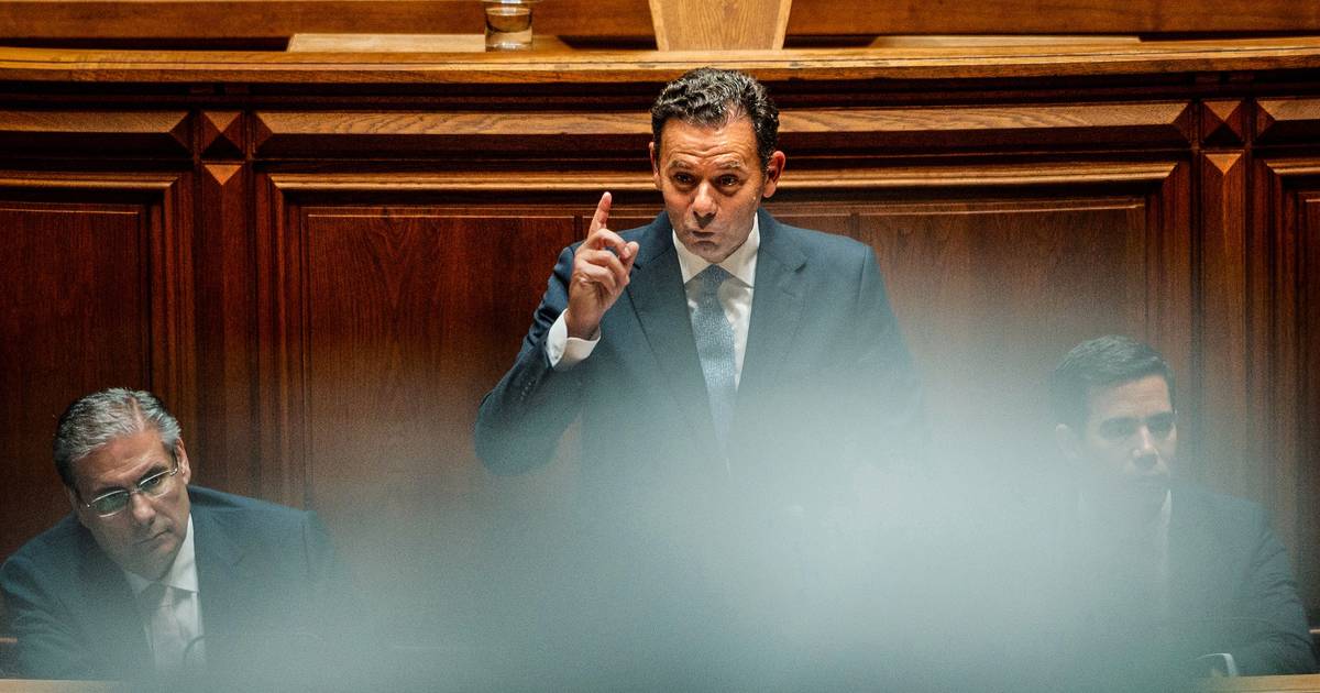 Luís Montenegro rejeita "caos" e diz que o país "está melhor"