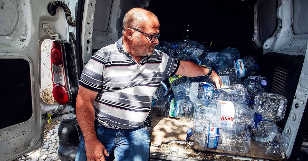 A quantidade de água que se esvaiu em Almada dava para seis anos de abastecimento na Costa da Caparica