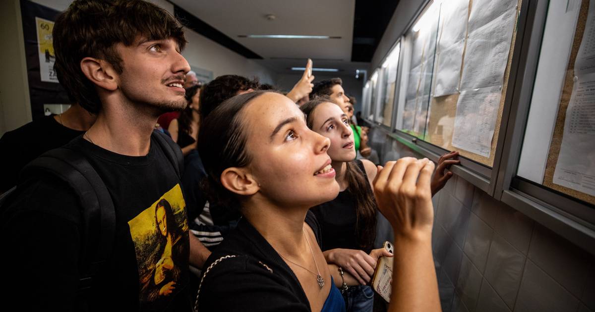 Quem poderá fazer exames em setembro? Quais as alterações ao calendário do acesso? As respostas e as dúvidas que persistem