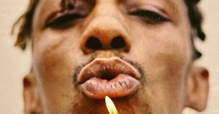 Música nova para o fim de semana: o regresso de Tricky, as ruas dos Queens of the Stone Age e o inferno de Gracie Abrams
