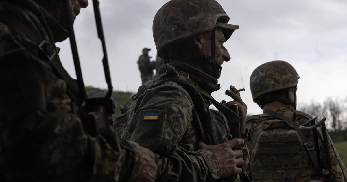 Alemanha quer travar proteção a refugiados em idade militar para combater escassez de recrutas na Ucrânia