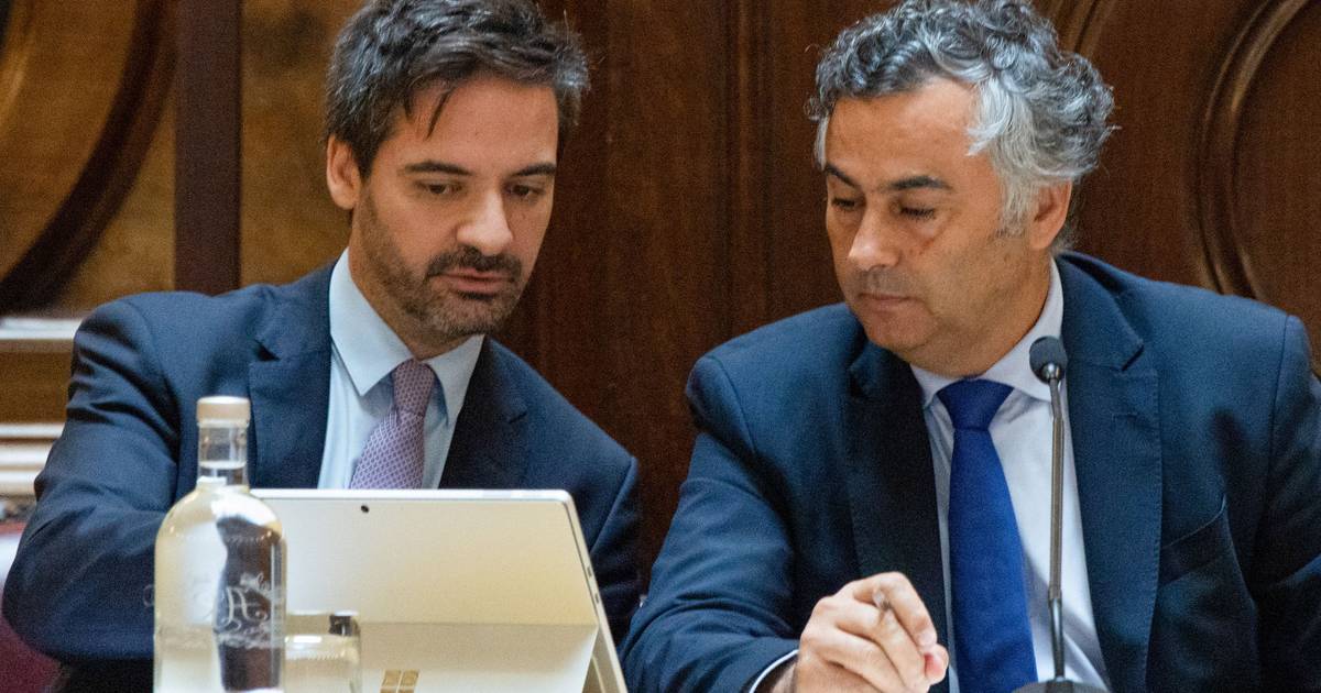 Fernando Alexandre admite que "Estado falhou" nos exames: ministro e ex-presidente do JNE trocam acusações sobre teste-piloto