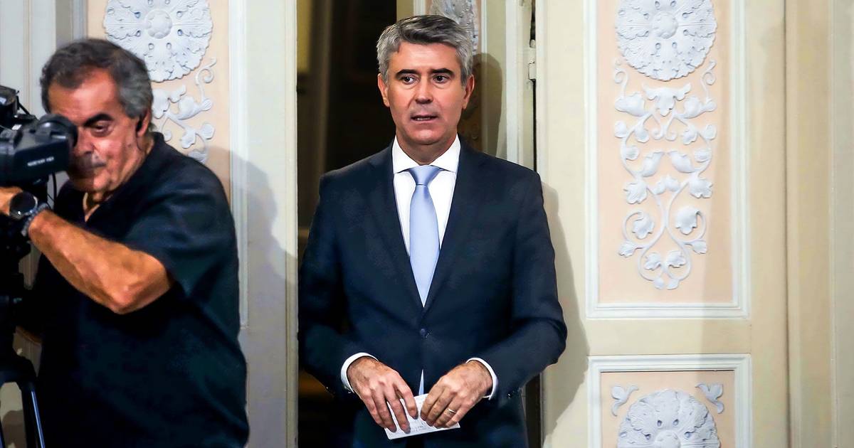 Aprovação do OE 2027: secretário-geral do PS no fio da navalha