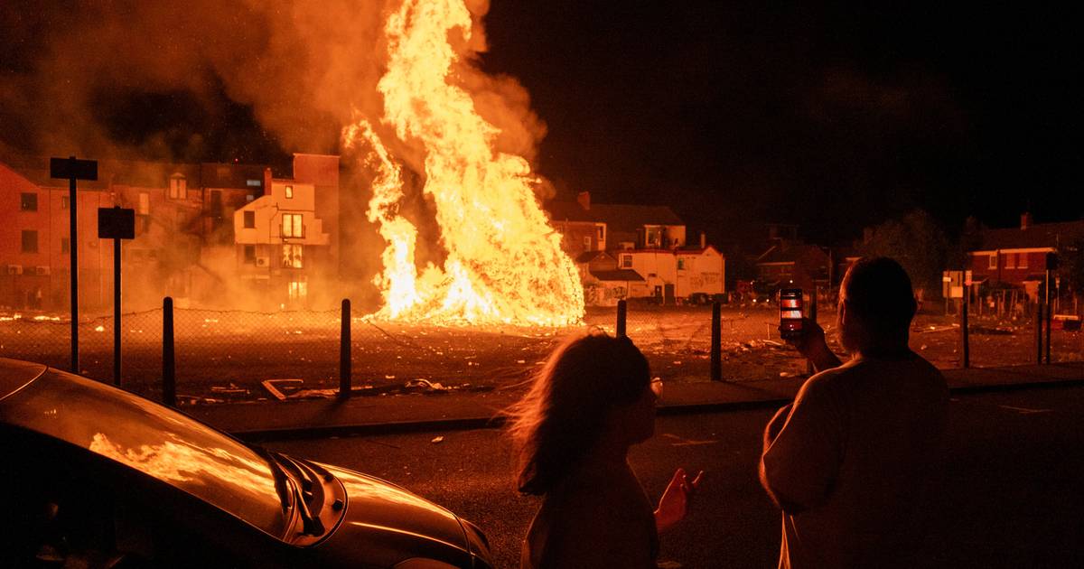 Extrema-direita explora fantasmas do passado na Irlanda do Norte