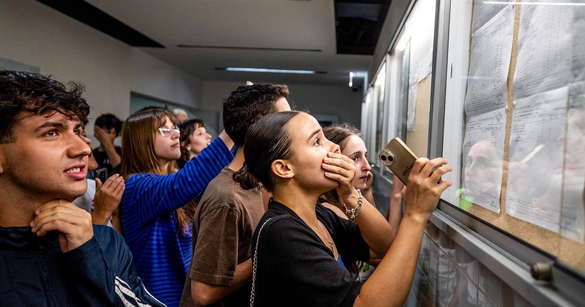 A dois dias da afixação das notas, ainda há professores a fazer reapreciações