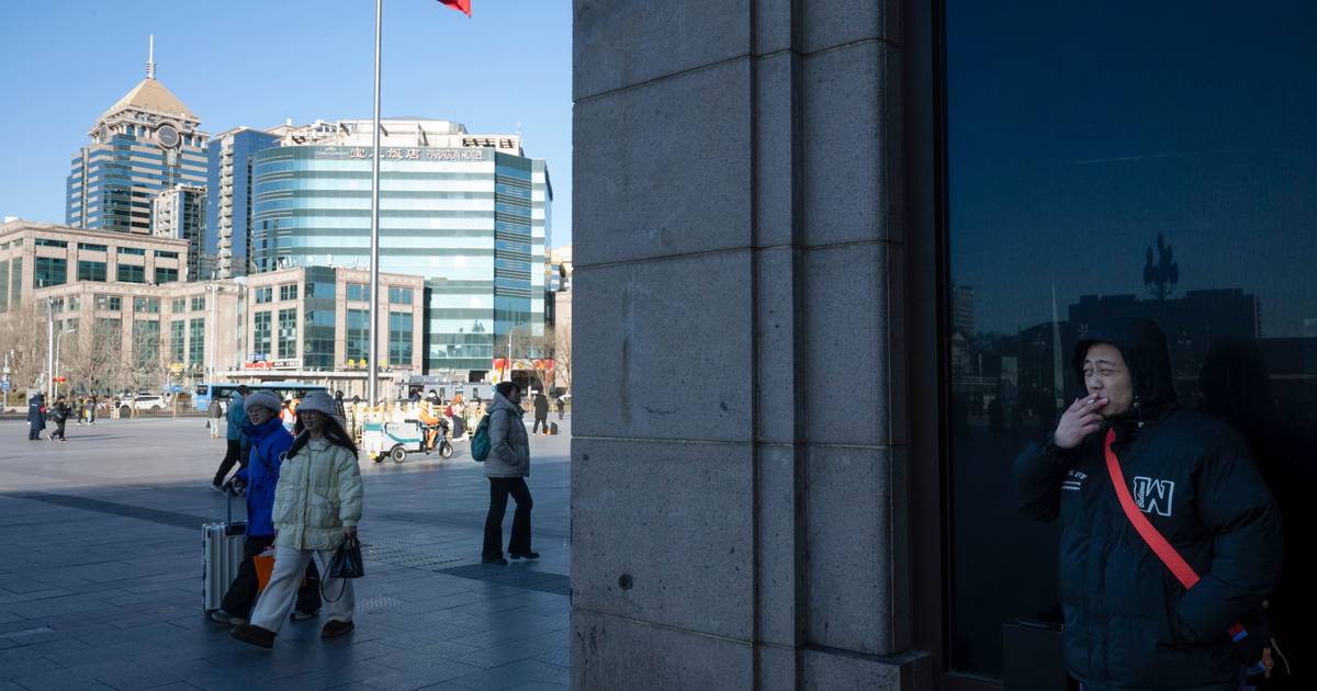 Na China, os não fumadora tentam limpar o ar… confronto a confronto