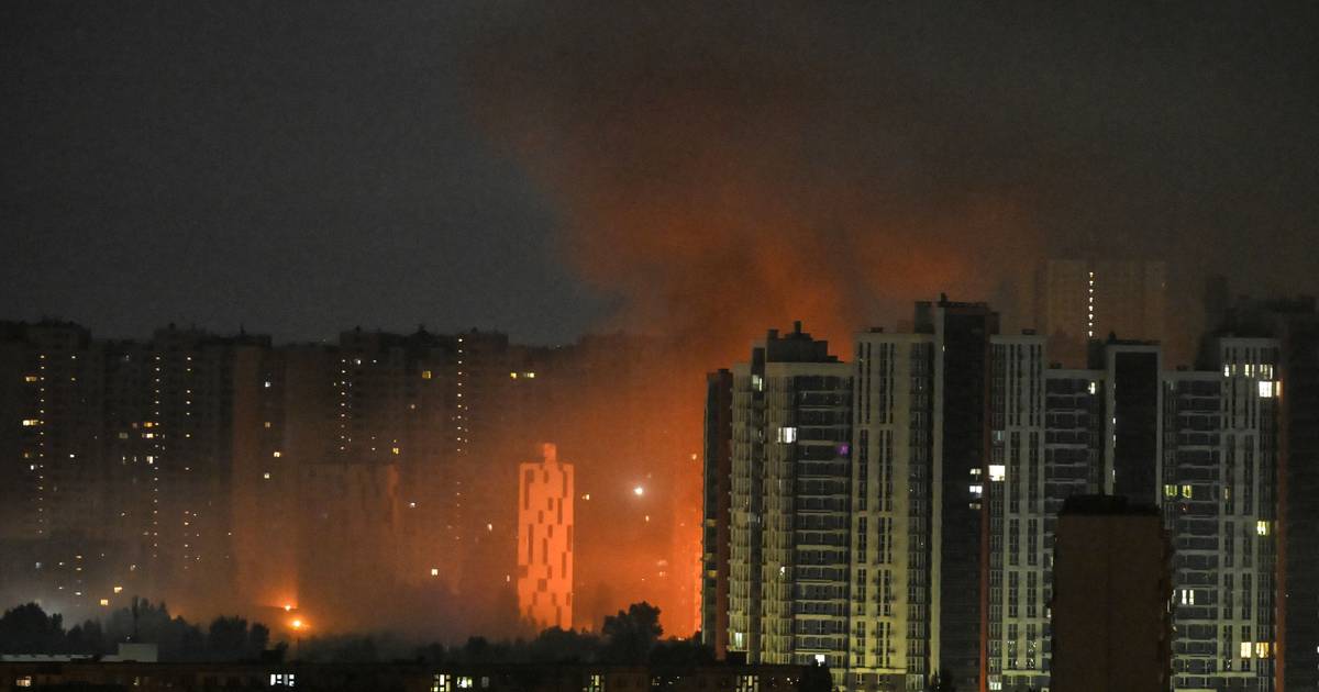Rússia lança um dos ataques mais mortíferos do ano contra Kiev: pelo menos 14 mortos