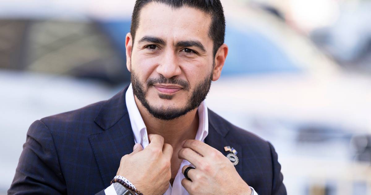 Abdul El-Sayed, crítico de Israel, venceu primárias do Partido Democrata no Michigan, apesar de quase 70 milhões gastos para o derrotar