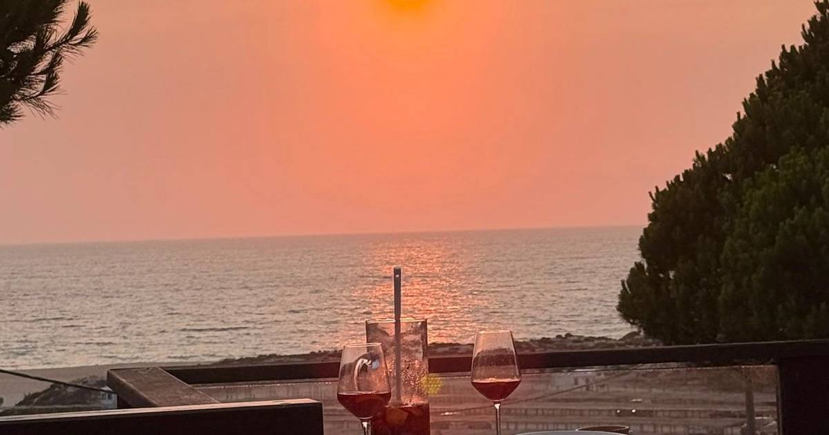 A alma do Meco mora neste novo restaurante, que convida a relaxar enquanto o mar chega à mesa