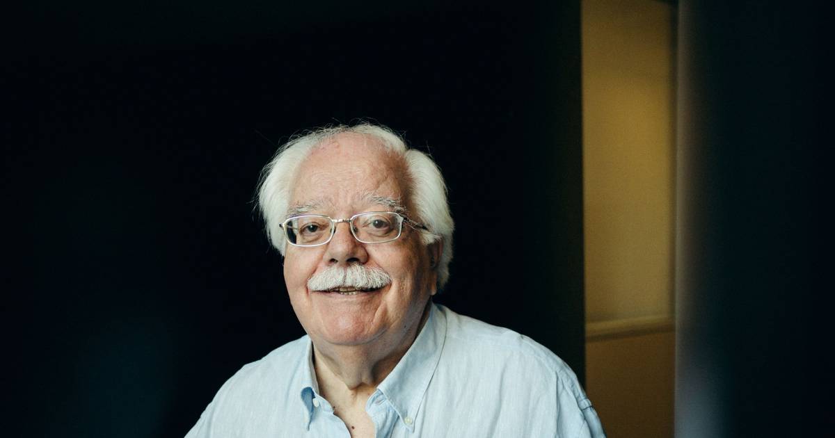 João David Nunes: "Eu disse ao ouvinte que o semáforo já estava verde, que podia ir. Ele arrancou e bateu no carro da frente. A aventura da rádio ao vivo"