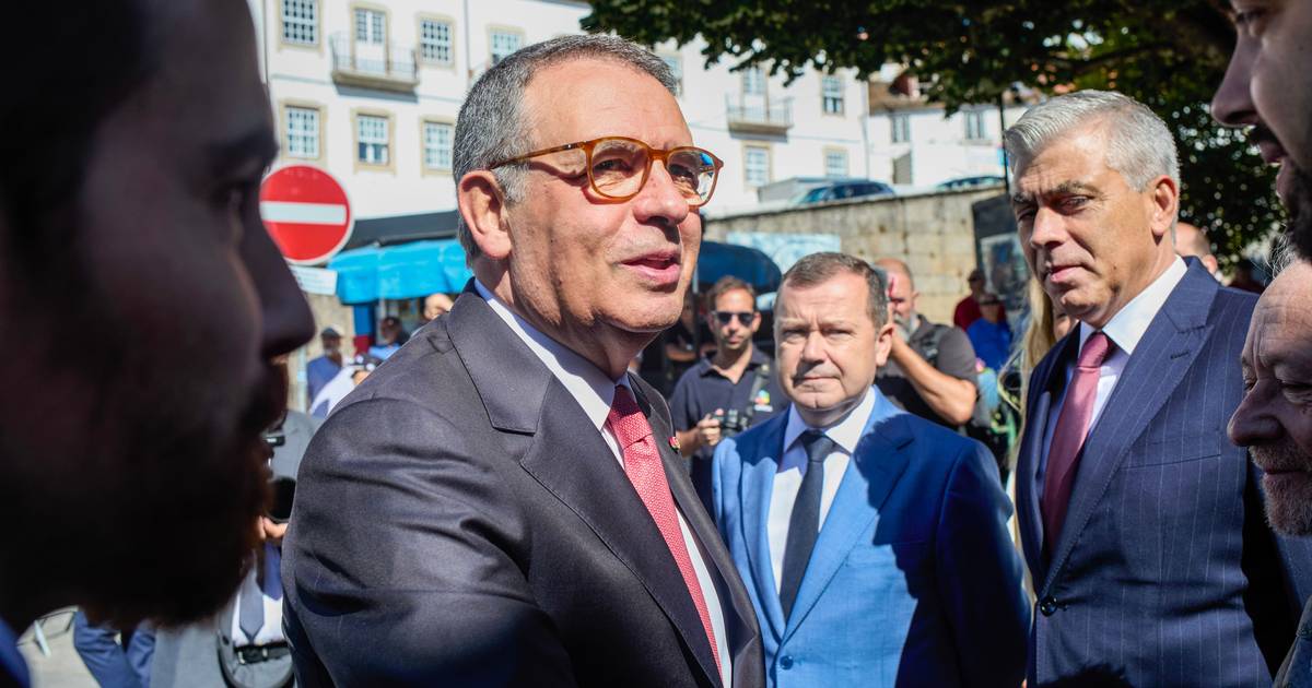 "Quase nada foi investido", promessas "por cumprir" e medidas adiadas "sine die": Seguro critica Governos na resposta aos incêndios