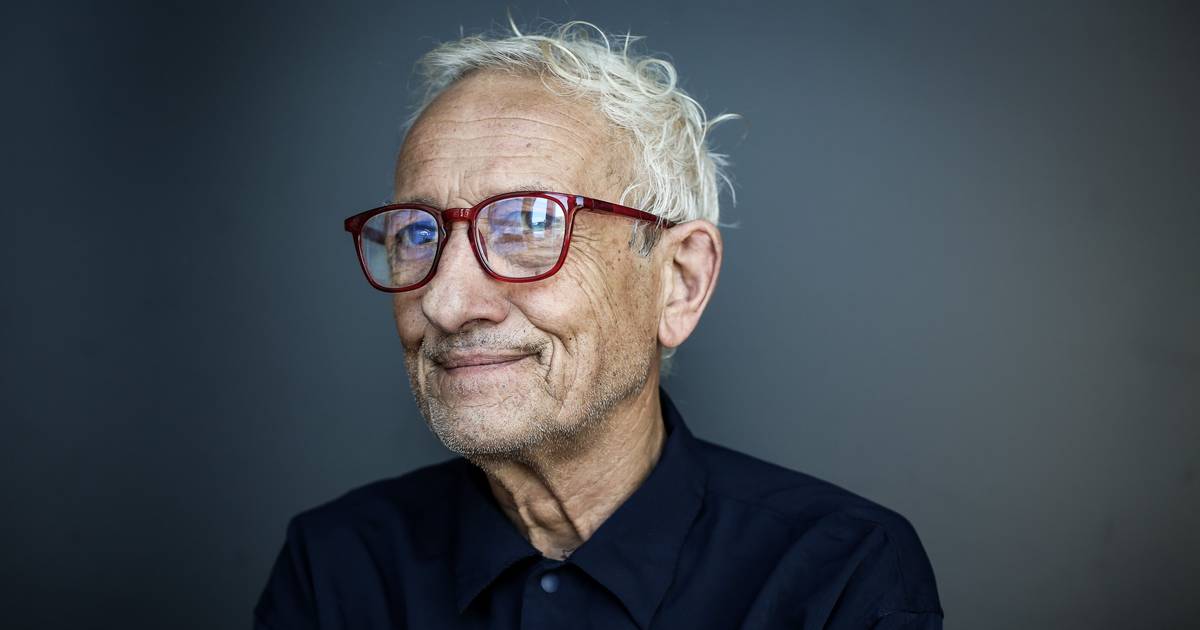 João Botelho: "Danço di notte due volte a settimana, è la mia palestra. Perché dovrei andare in bicicletta o a nuoto? È più bello e ci sono persone intorno"