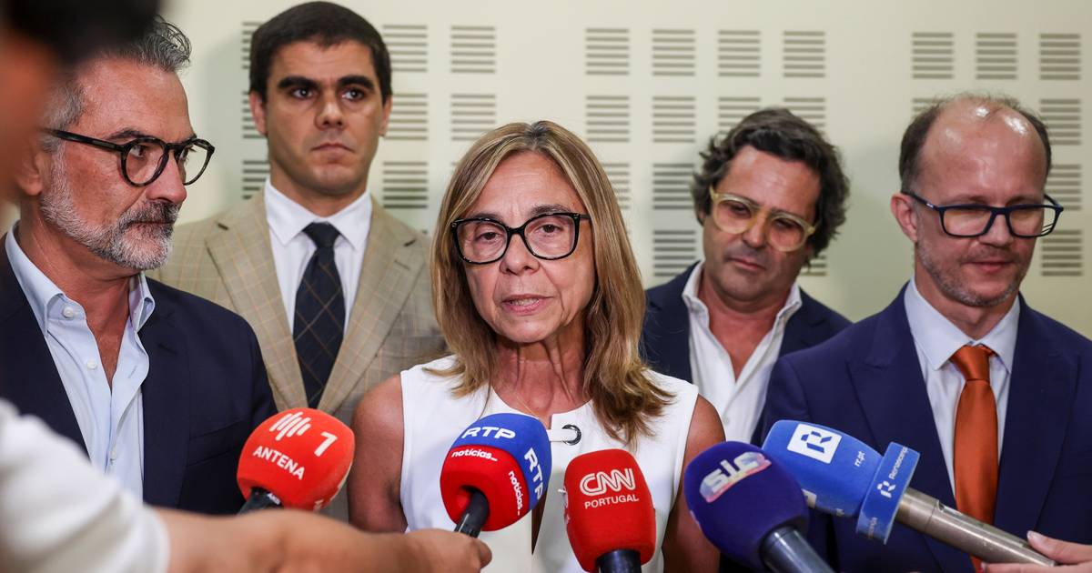 Ministra da Saúde admite esperas excessivas no SNS, mas diz que urgências estão melhor do que há dois anos