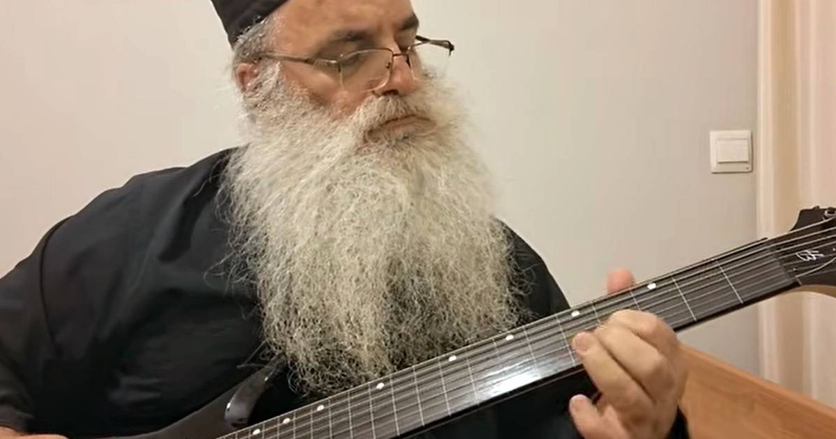 Sacerdote ortodosso e chitarrista metal che ha definito il matrimonio gay "mostruosità sodomita" si dichiara "a favore dell'amore e dell'empatia"
