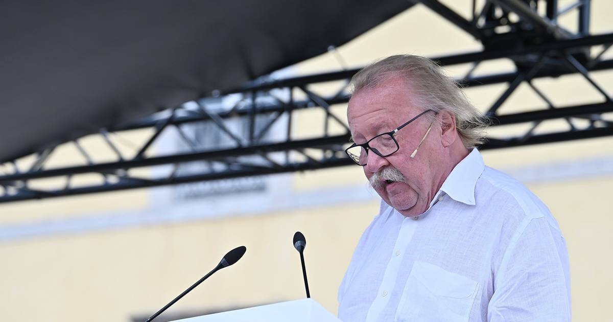 Peter Sloterdijk: "O universo da tecnologia moderna como um todo nada mais é do que a realização de opções mágicas por meios não mágicos"
