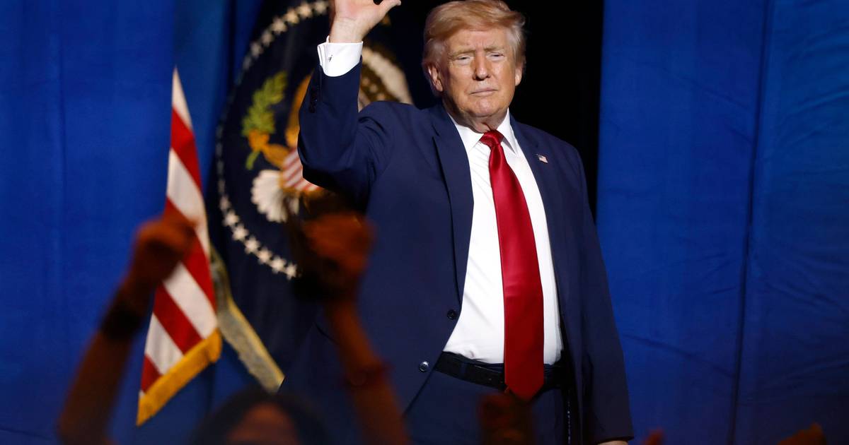 Trump promet une forte riposte après les attaques iraniennes contre des bases américaines au Moyen-Orient