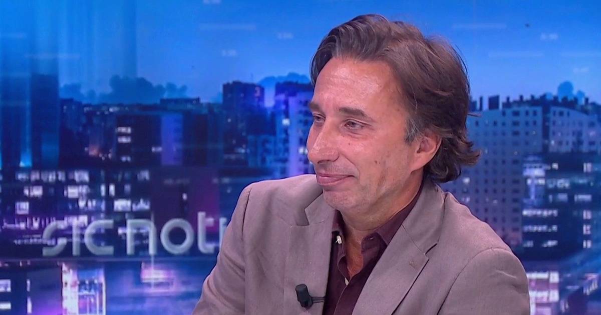 "Certamente dà ascolto a persone dentro e fuori dal Palazzo di Belém che vogliono che sia lui il costruttore di una nuova maggioranza socialista contro l'attuale Governo"