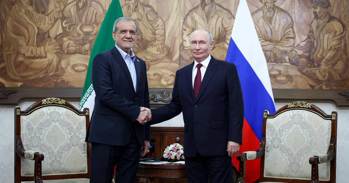 Rússia ajuda secretamente Irão a desenvolver mísseis supersónicos