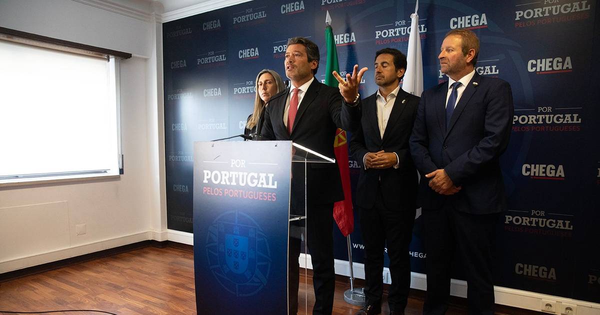 Mozione di sfiducia discussa martedì in Parlamento
