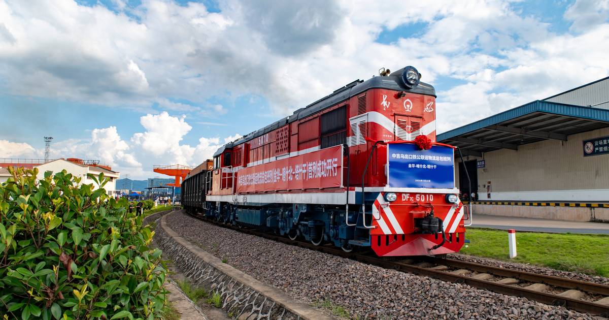 China completes first tunnel of strategic railway linking Central Asia and Europe, bypassing Russia