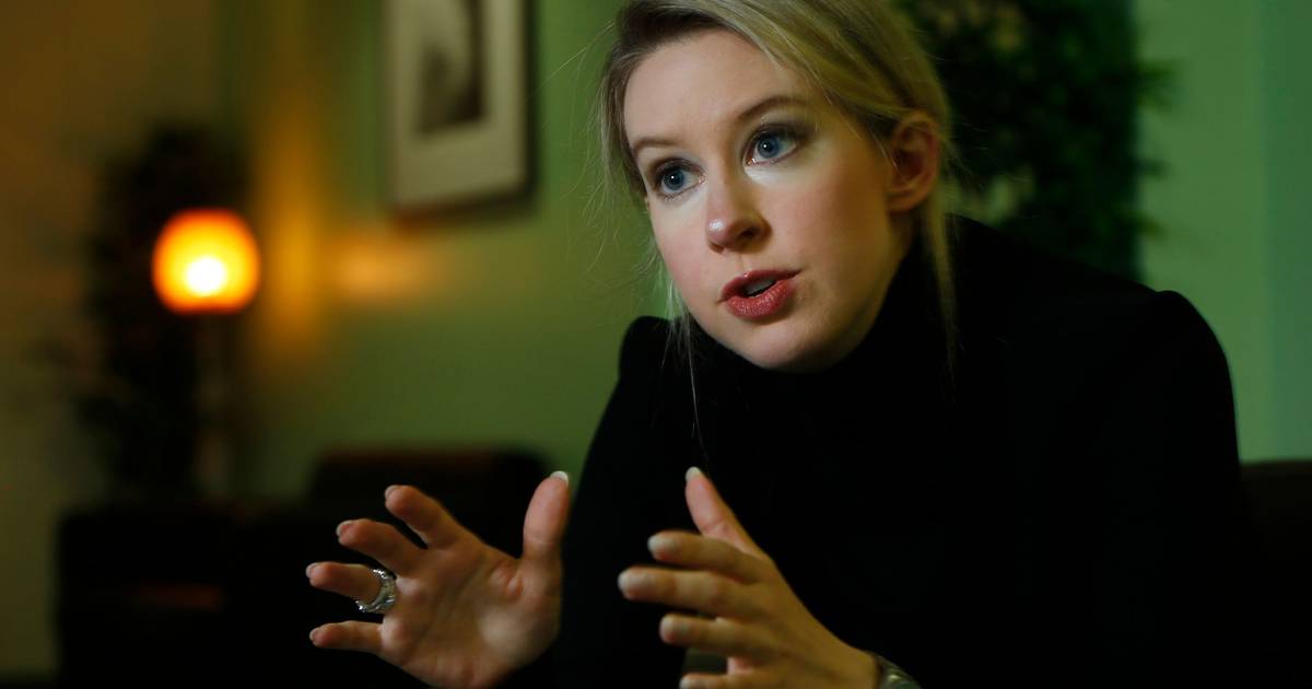Элизабет Холмс, основательница Theranos, стала главной героиней секретного документального фильма, снимавшегося три года