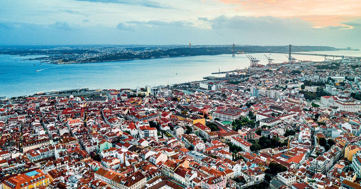 Bruxelas quer travar AL, mas diz que não é contra