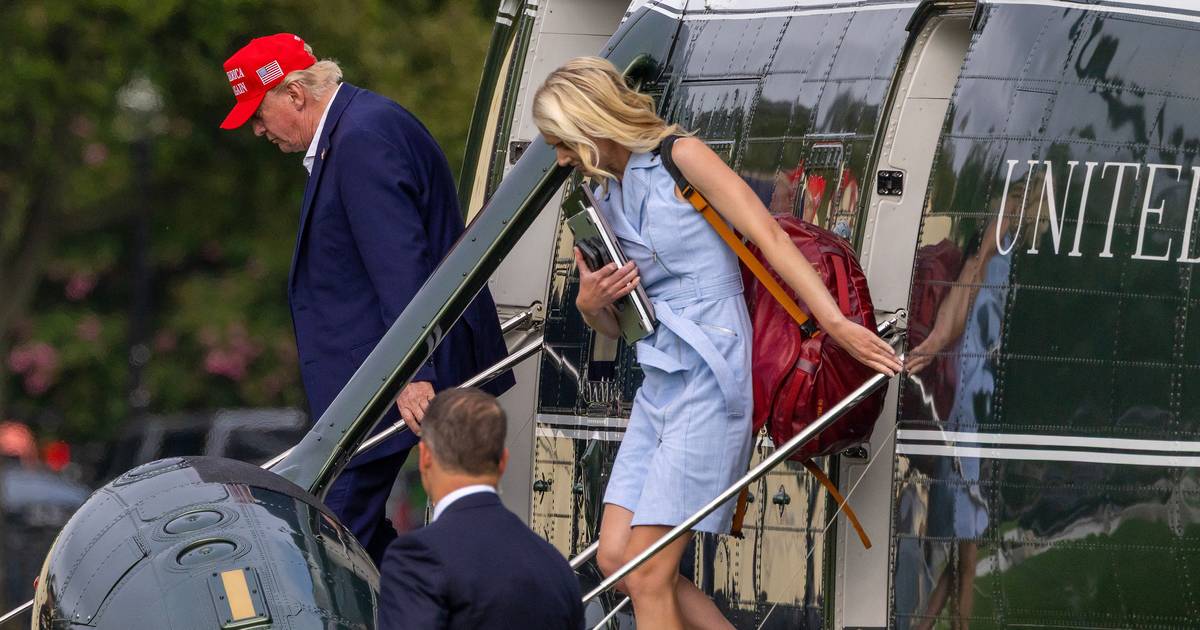 Natalie Harp, die "menschliche Druckerpresse", die nicht von Trumps Seite weicht und ein Geschenk im Wert von 45.000 Dollar erhalten hat