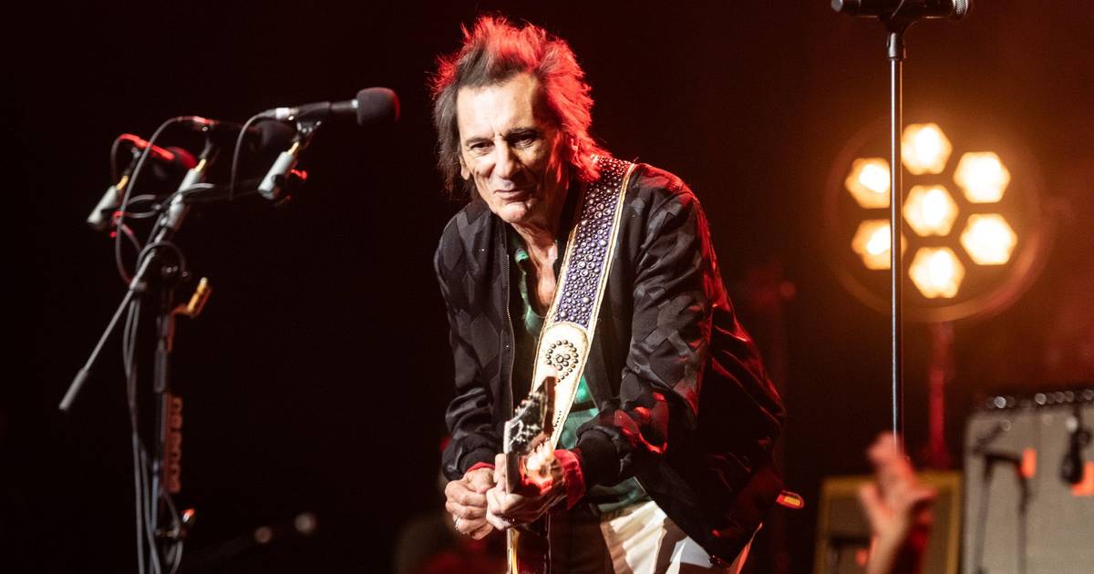 Ronnie Wood, um Rolling Stone em boa forma no Coliseu de Lisboa: não é apenas rock and roll, mas ele gosta e muito
