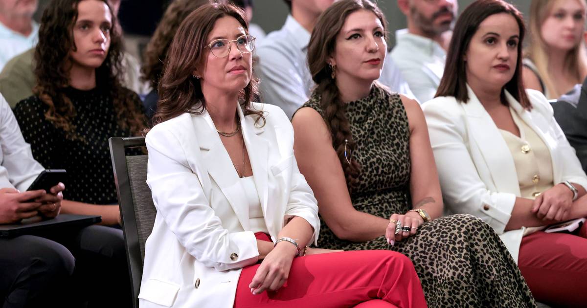 "Moltissimo soddisfatta" con l'avvertimento di Passos, Mariana Leitão insiste che è "urgente" riformare il paese