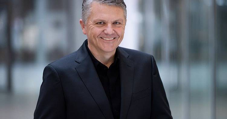 Stephan Sturm abandona presidência da Hugo Boss na sequência da OPA do Frasers Group