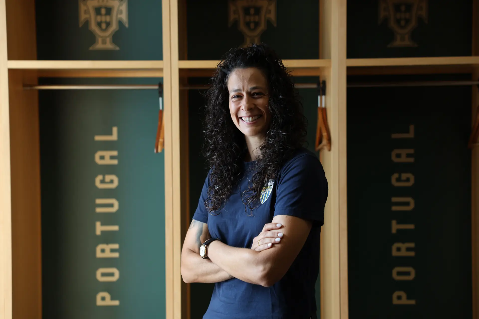 Neide Simões, fotografada na Cidade do Futebol