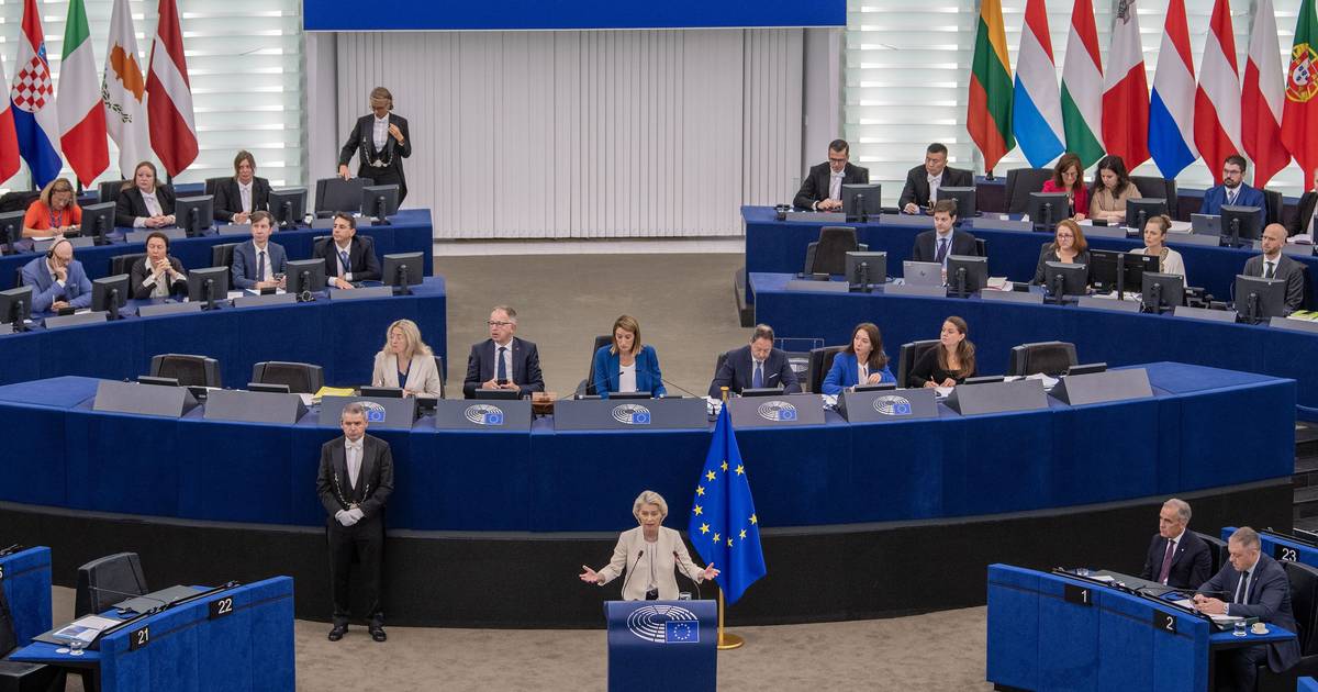 Trump threatens EU tariffs over Canada associate status