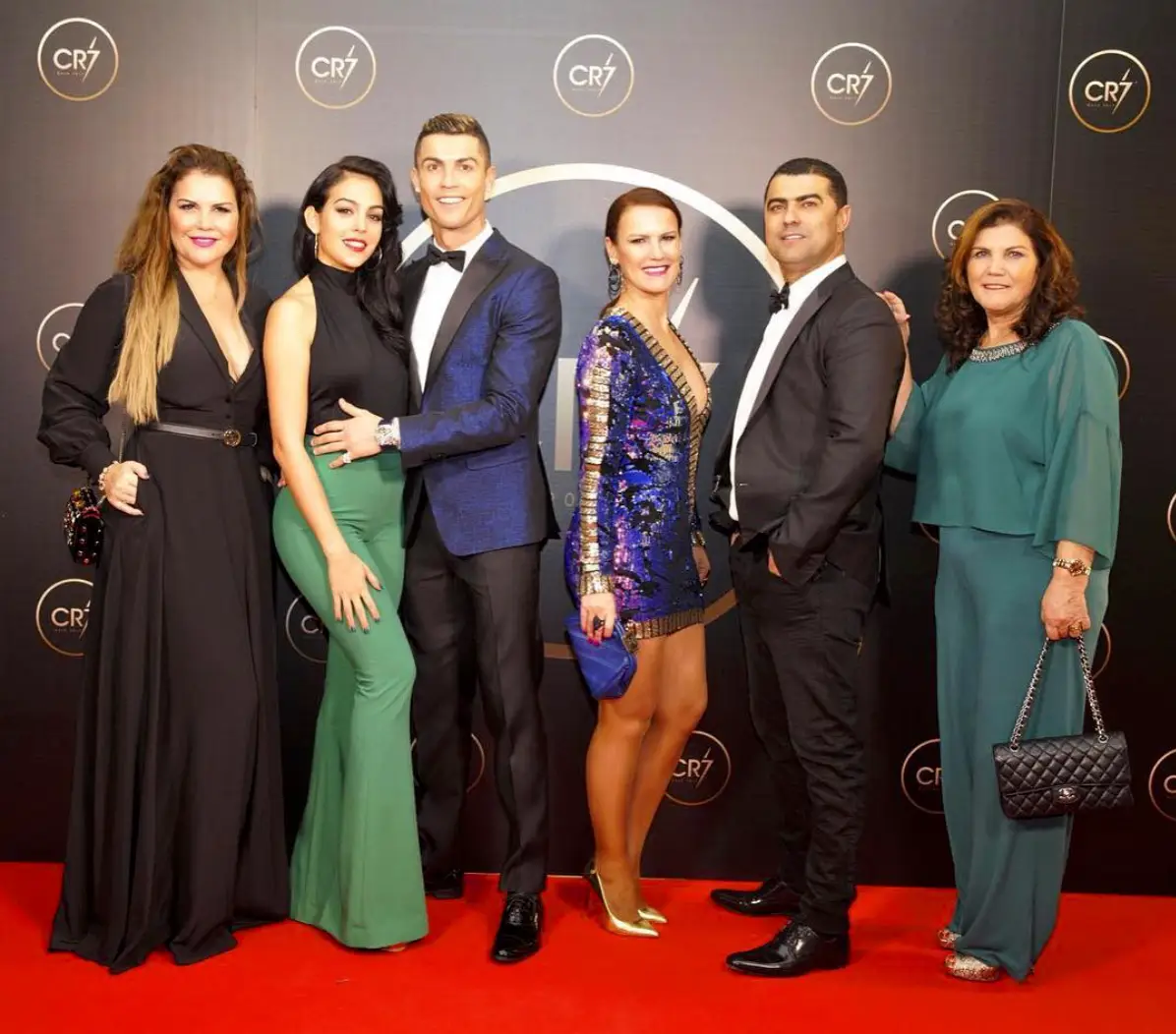 Gala CR7 reúne família Aveiro