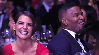 Katie Holmes e Jamie Foxx assumem namoro
