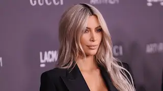 Kim Kardashian envia presente do dia dos namorados a 12 'inimigos'