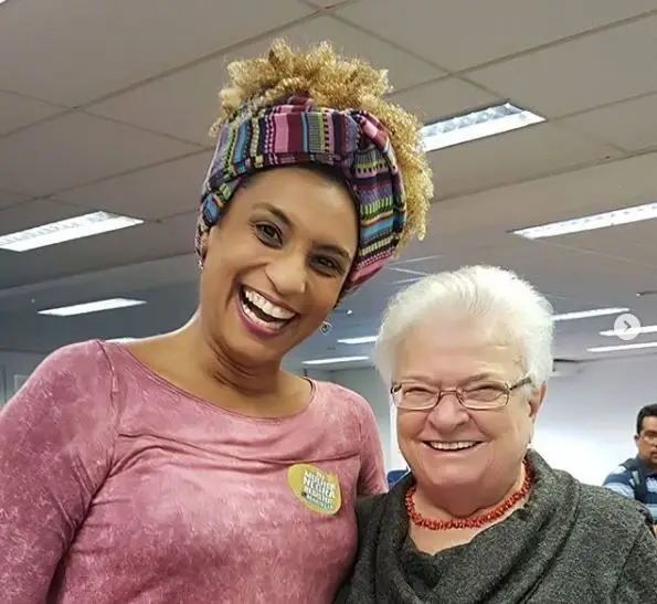 Marielle Franco morreu com cinco tiros na cabeça e o caso está a chocar o Brasil