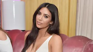 Kim Kardashian mostra rosto da filha Chicago