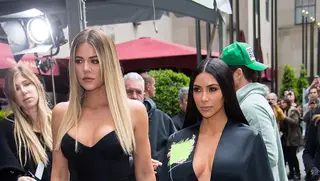 Khloé Kardashian recebe presente milionário da irmã, após dar à luz