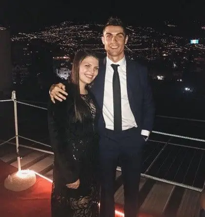Sobrinha de Cristiano Ronaldo faz sucesso nas redes sociais