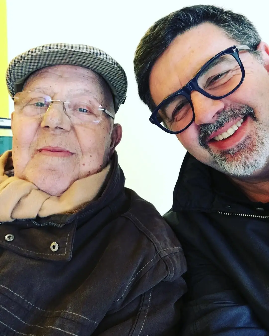 José Carlos Malato chora morte do pai